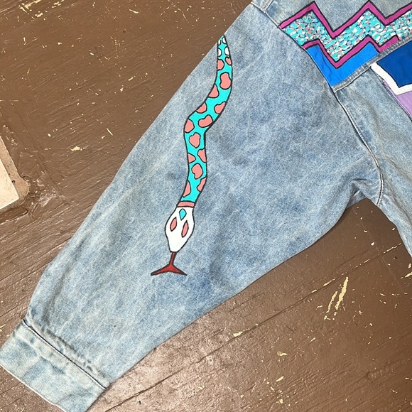 Vintage 90’s denim jacket - Picture 5 of 16